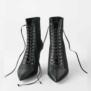 🖤 Zara Black Lace-Up Ankle Boots | Pointed Toe | Size 35 🖤